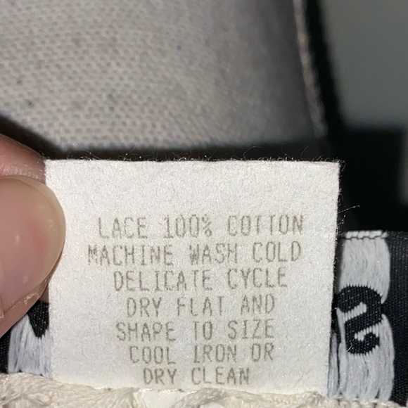 *SOLD* Vintage Mayvens Of California Off White Lace Crochet Dress Large - Picture 9 of 9